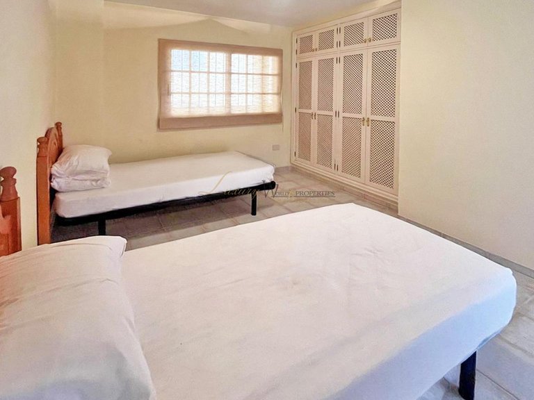 Apartment for Sale in Costa Adeje, Tenerife, España 14