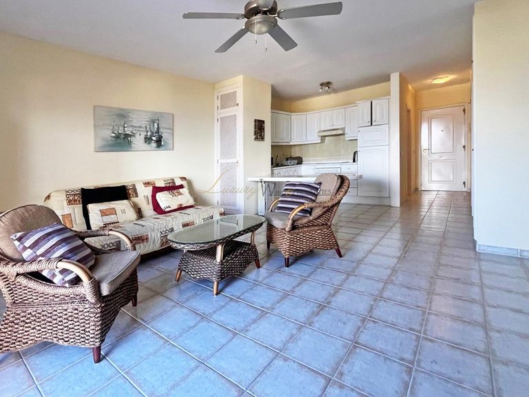 Apartment for Sale in Costa Adeje, Tenerife, España 6