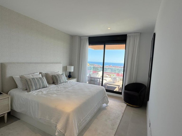 Apartment for Sale in Estepona, Malaga 9