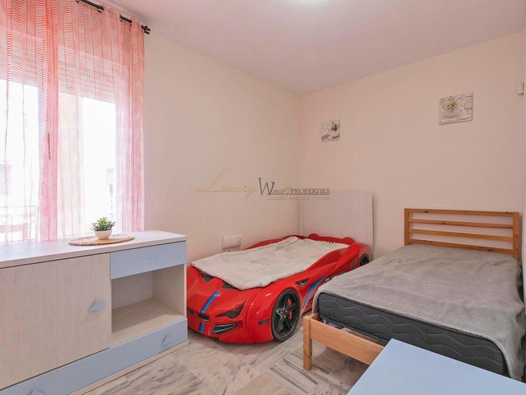 Apartment for Sale in El Fraile, Tenerife, España 18