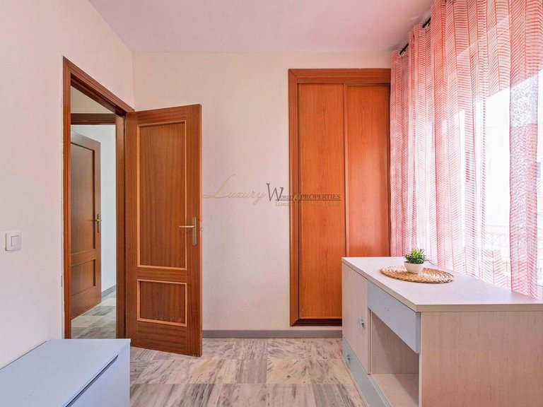 Apartment for Sale in El Fraile, Tenerife, España 19