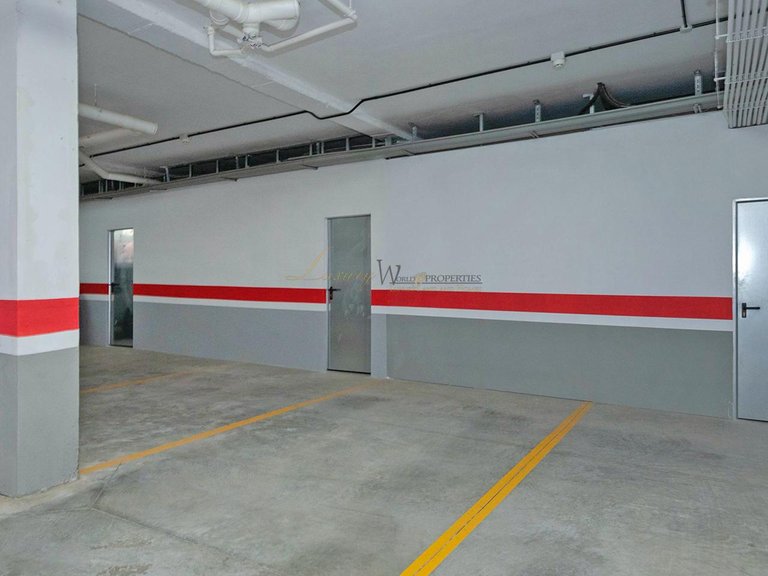 Villa for Sale in Amarilla Golf, Tenerife, España 30