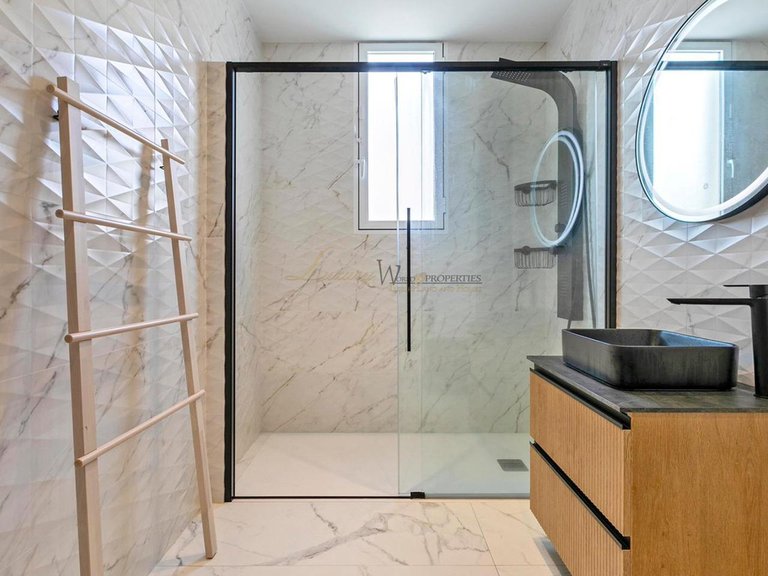 Villa for Sale in Amarilla Golf, Tenerife, España 20