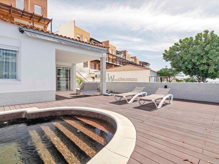 Villa for Sale in Amarilla Golf, Tenerife, España 7