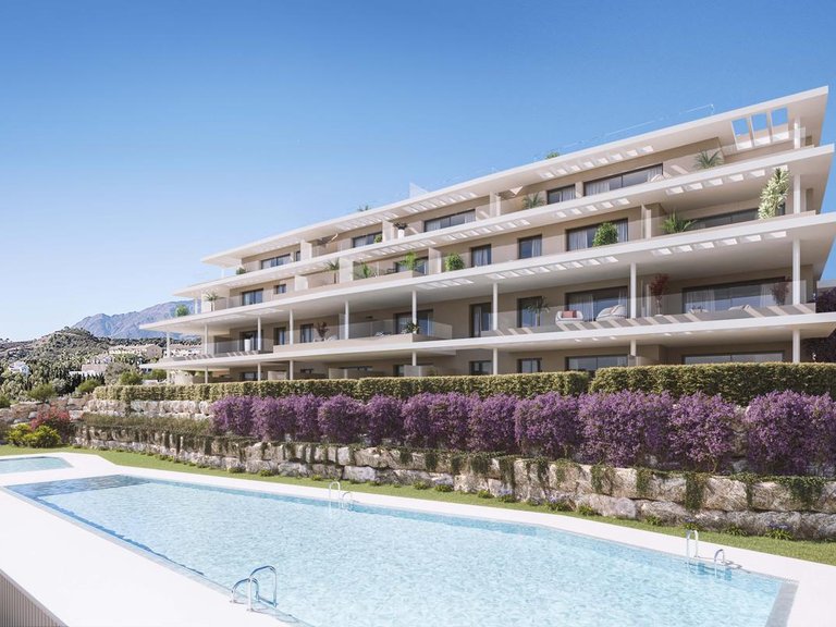 Apartment for Sale in Estepona, Malaga 1
