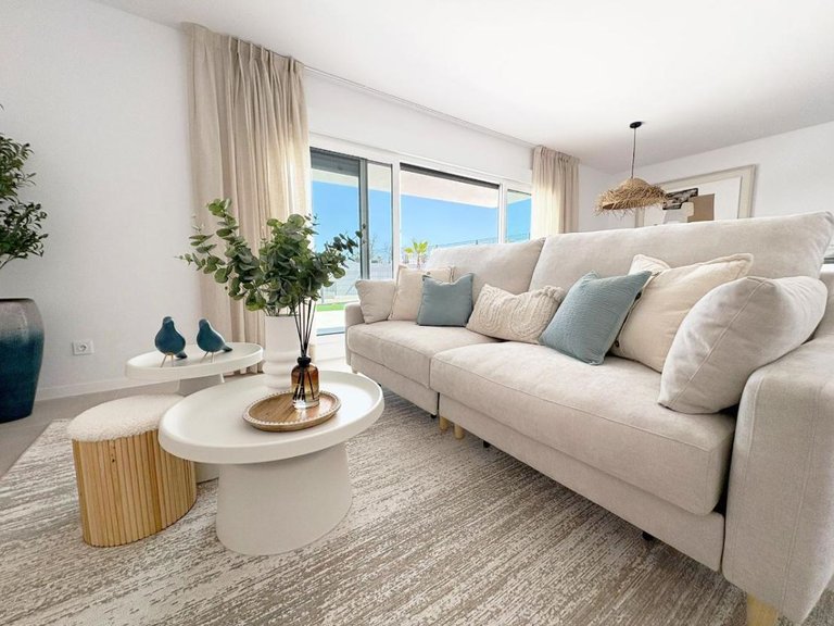 Apartment for Sale in Bel-air, Malaga 2