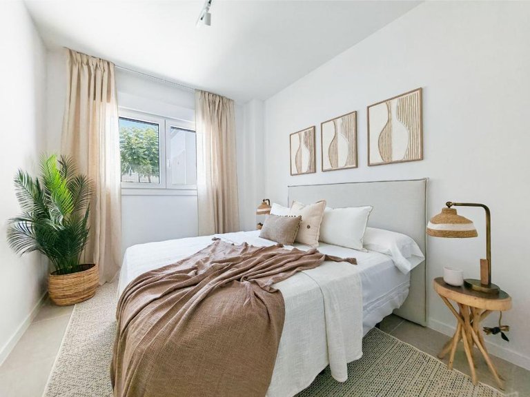 Apartment for Sale in Bel-air, Malaga 6