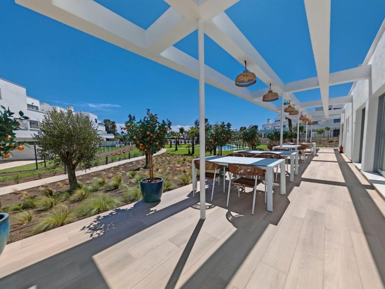 Apartment for Sale in Bel-air, Malaga 8