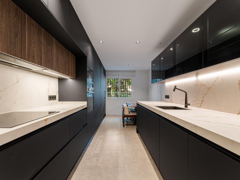 Apartment for Sale in Marbella, Malaga 6