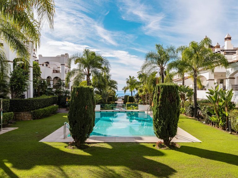 Apartment for Sale in Marbella, Malaga 18
