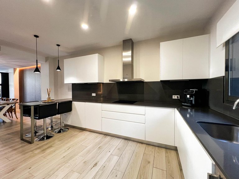 Town House for Sale in San Roque, Cadiz 4