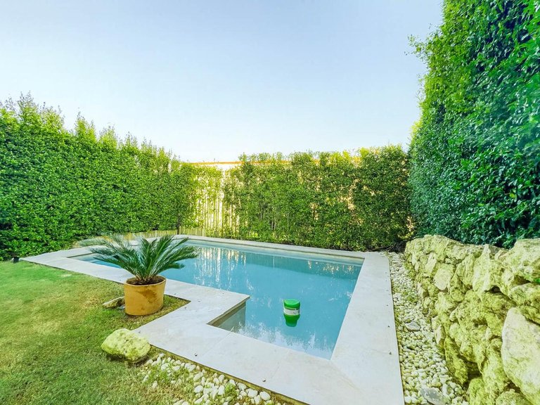 Town House for Sale in San Roque, Cadiz 2