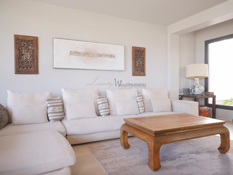 Villa for Sale in Costa Adeje, Tenerife, España 12