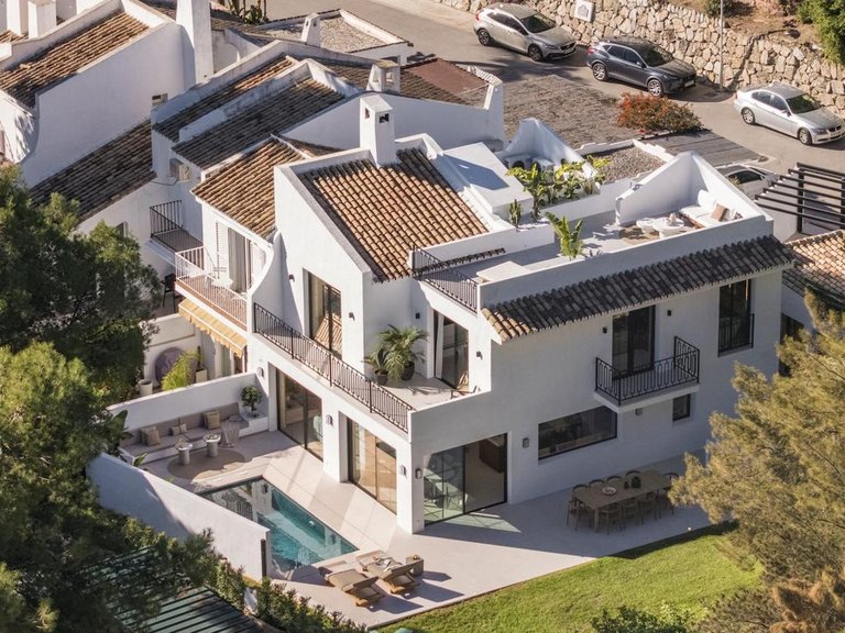 Town House for Sale in Marbella, Malaga 1