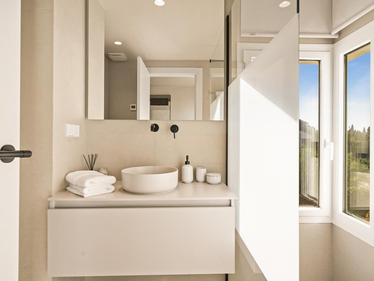 Town House for Sale in Benahavis, Malaga 25