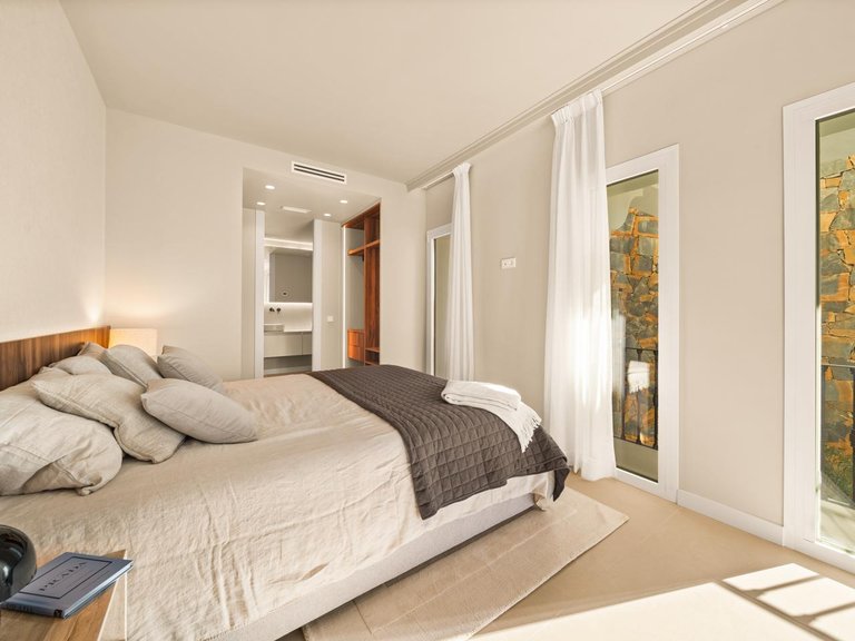 Town House for Sale in Benahavis, Malaga 27