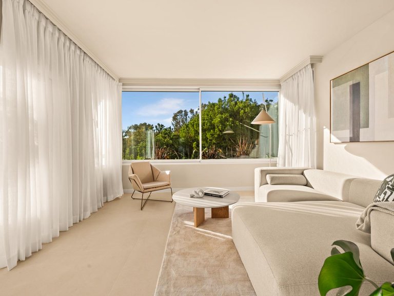Town House for Sale in Benahavis, Malaga 9