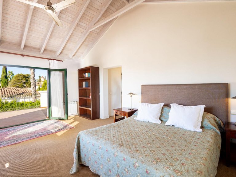 Villa for Sale in Saladillo Benamara, Malaga 10