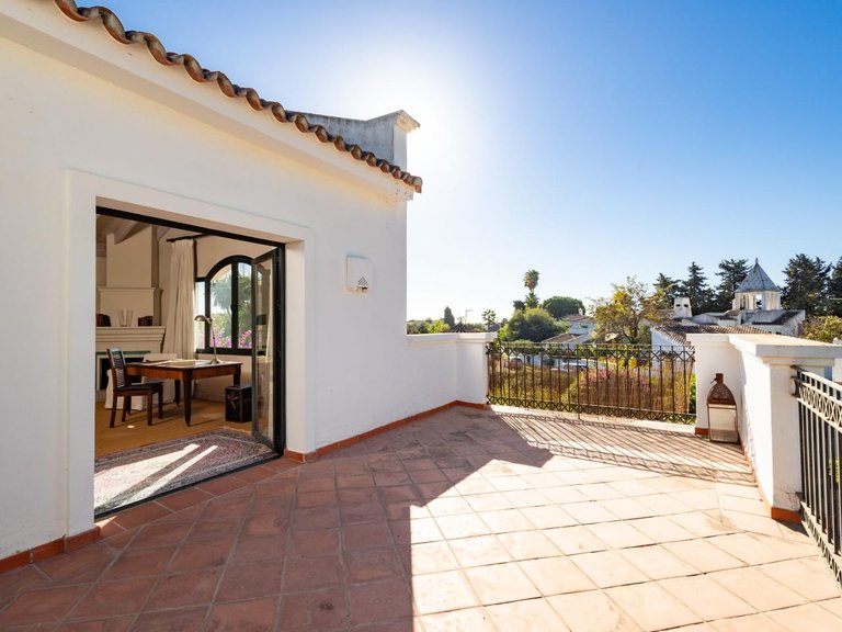 Villa for Sale in Saladillo Benamara, Malaga 5