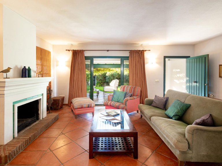 Villa for Sale in Saladillo Benamara, Malaga 7