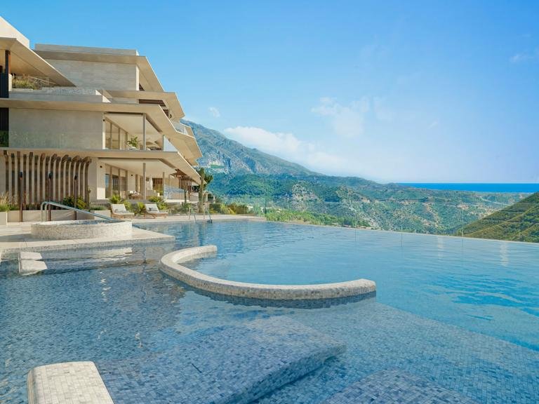 Town House for Sale in Benahavís, Malaga 23