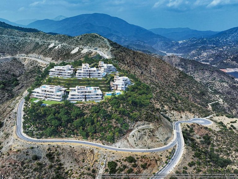 Town House for Sale in Benahavís, Malaga 35