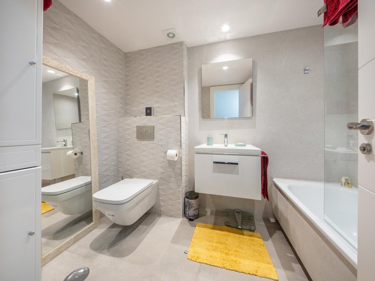 Apartment for Sale in Marbella, Malaga 23