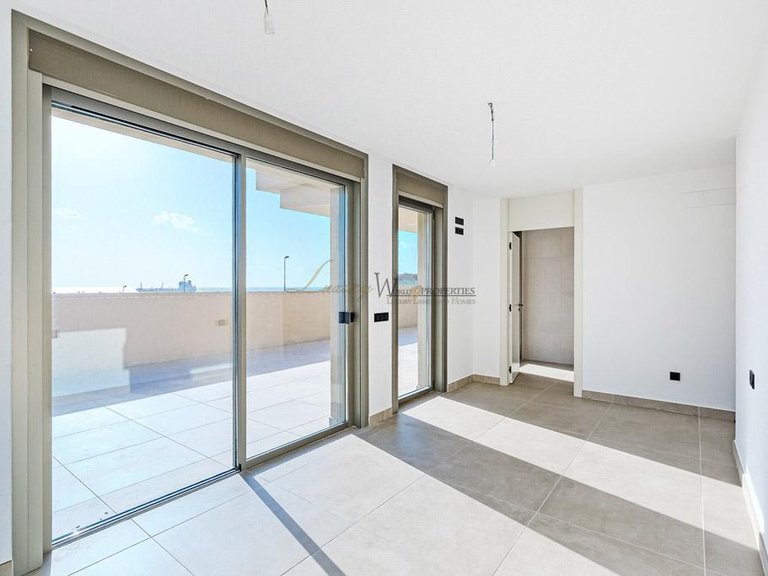 Apartment for Sale in La Tejita, Tenerife, España 7