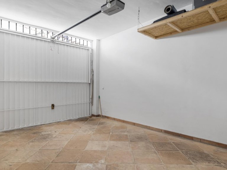 Town House for Sale in BenahavÍs, Malaga 31