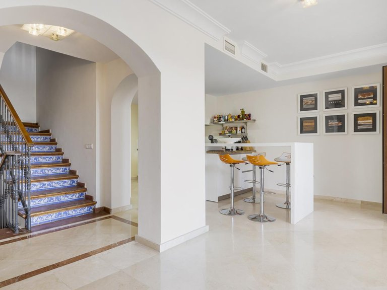 Town House for Sale in BenahavÍs, Malaga 36