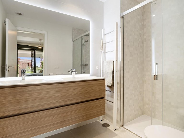 Apartment for Sale in Estepona, Malaga 14