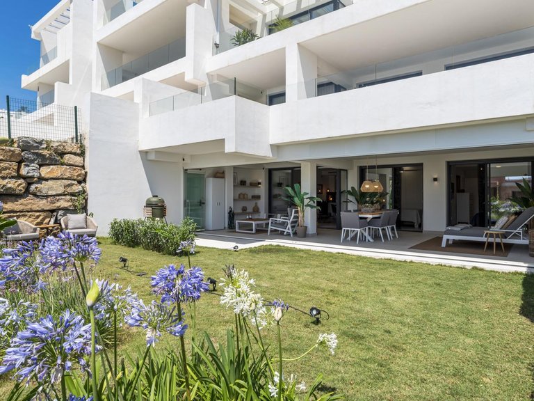 Apartment for Sale in Estepona, Malaga 15