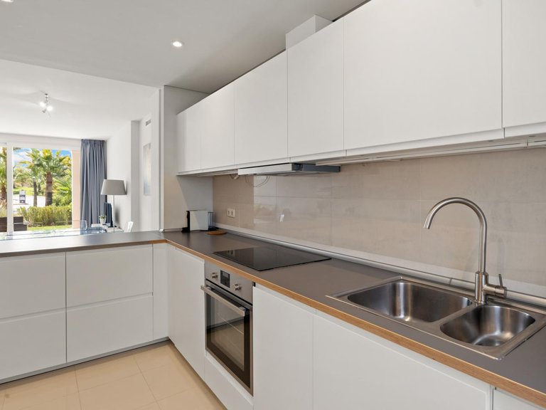 Apartment for Sale in Marbella, Malaga 8