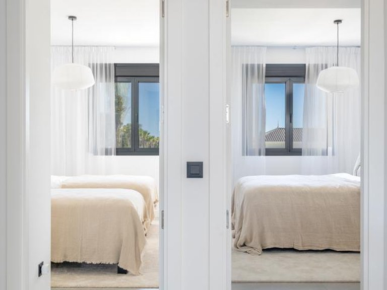 Apartment for Sale in Estepona, Malaga 5