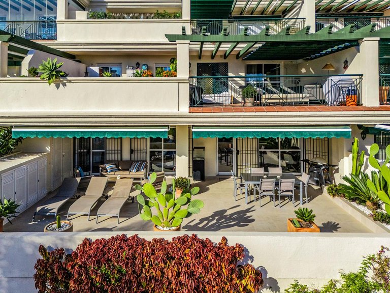 Apartment for Sale in Marbella, Malaga 2