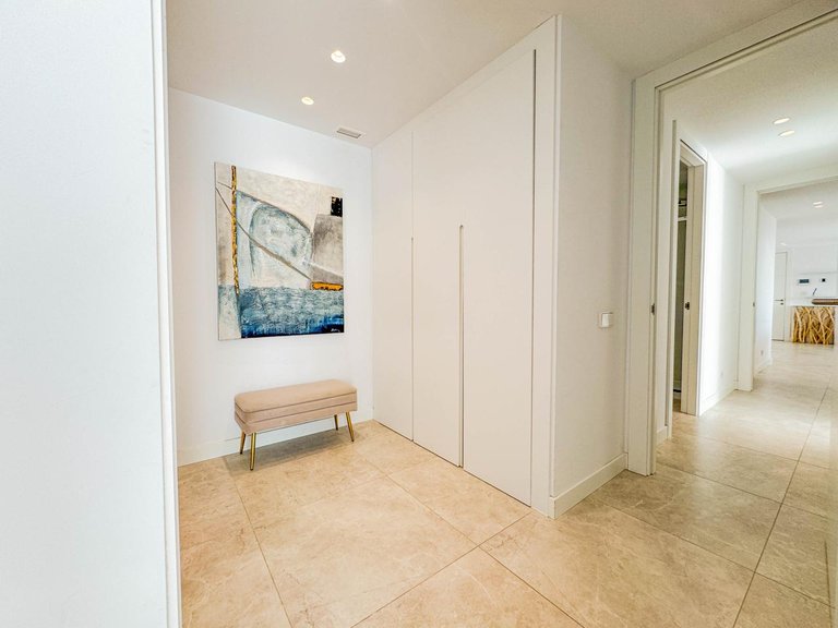 Apartment for Sale in Marbella, Malaga 27