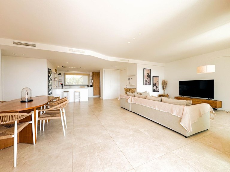 Apartment for Sale in Marbella, Malaga 18