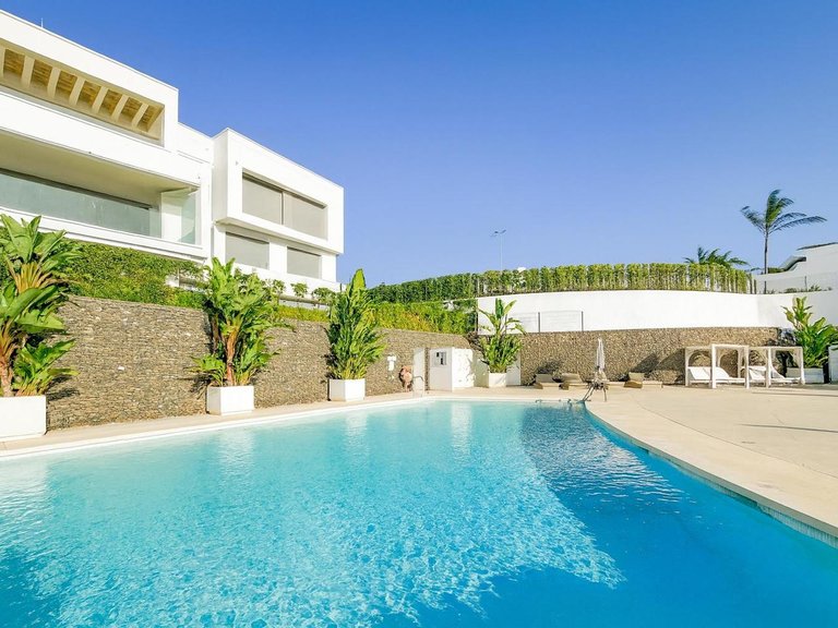 Apartment for Sale in Marbella, Malaga 31