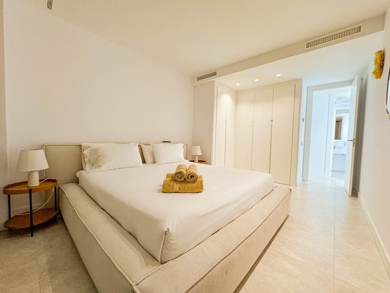 Apartment for Sale in Marbella, Malaga 25