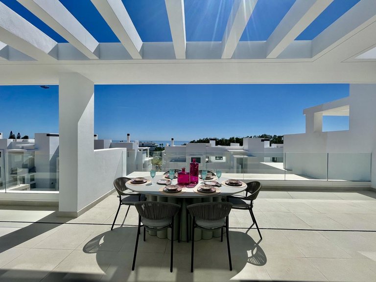 Penthouse for Sale in Estepona, Malaga 1