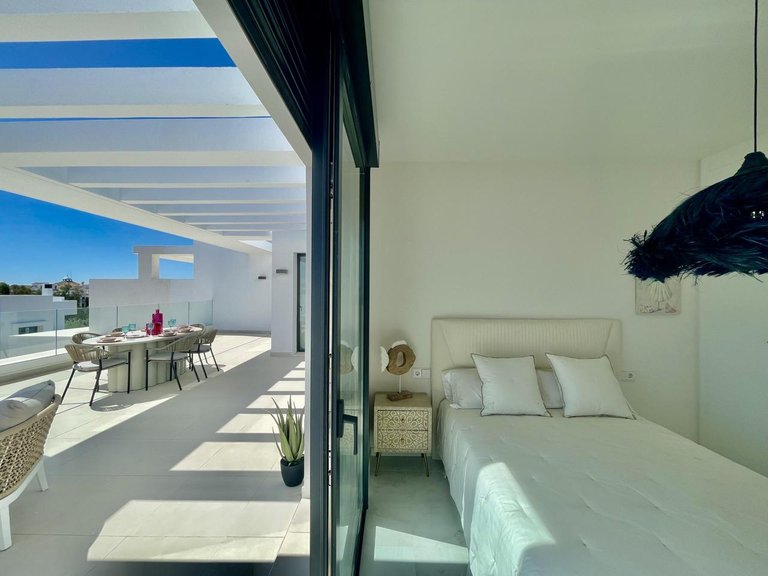 Penthouse for Sale in Estepona, Malaga 15