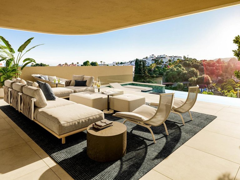 Villa for Sale in Estepona, Malaga 2