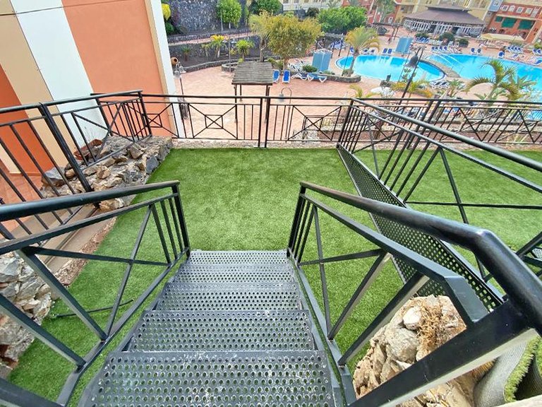 Apartment for Sale in Los Cristianos, Tenerife, España 2