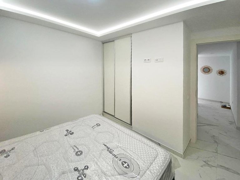 Apartment for Sale in Los Cristianos, Tenerife, España 7