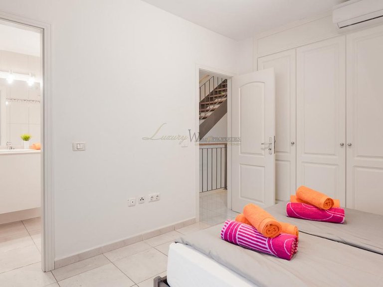 Town House for Sale in Costa Adeje, Tenerife, España 20