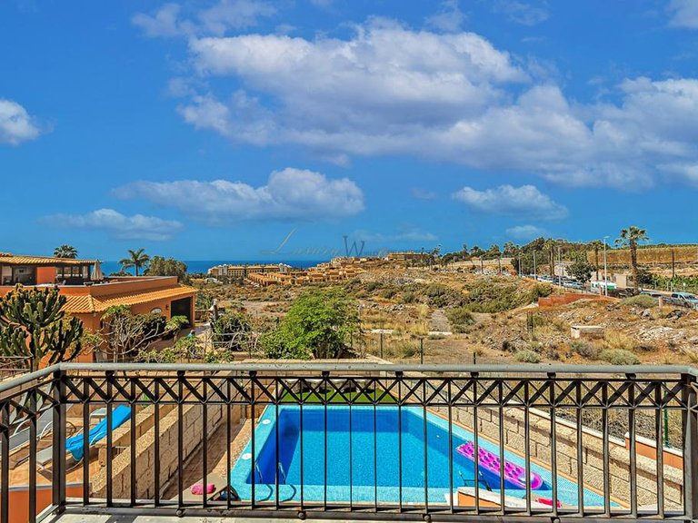Town House for Sale in Costa Adeje, Tenerife, España 7