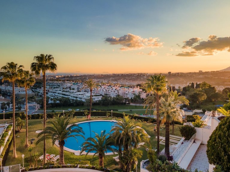 Apartamento en venta en Marbella, Málaga 49