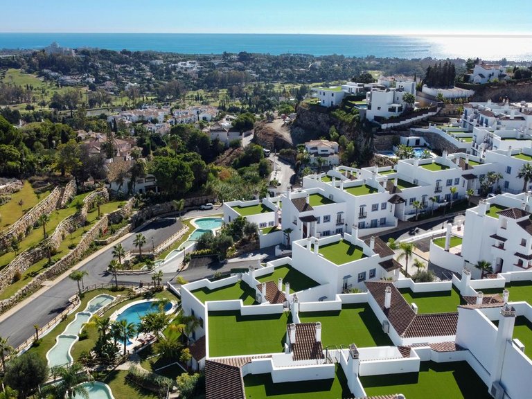 Apartment for Sale in Benahavís, Malaga 42