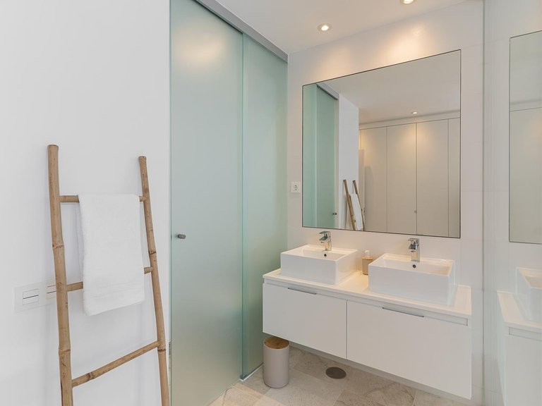 Apartment for Sale in Benahavís, Malaga 15