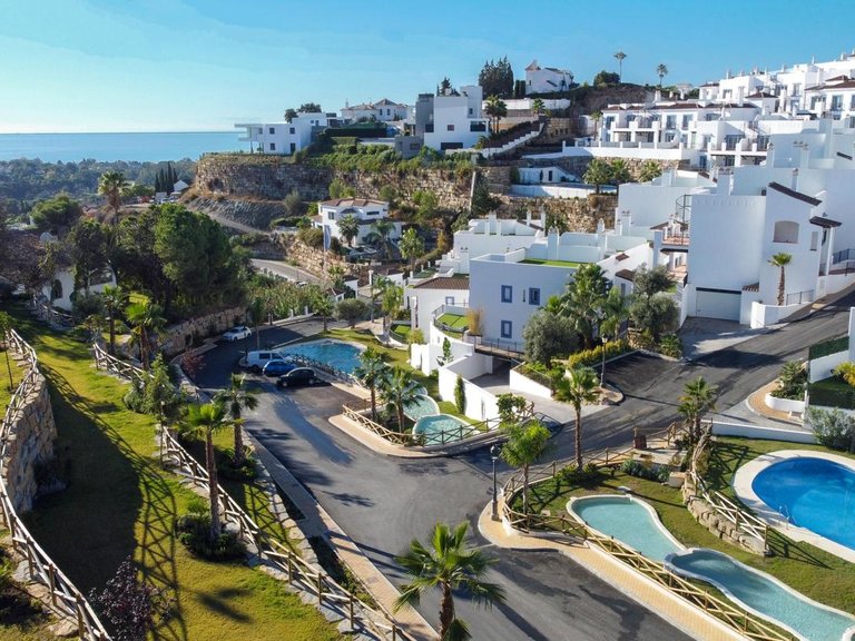 Apartment for Sale in Benahavís, Malaga 39